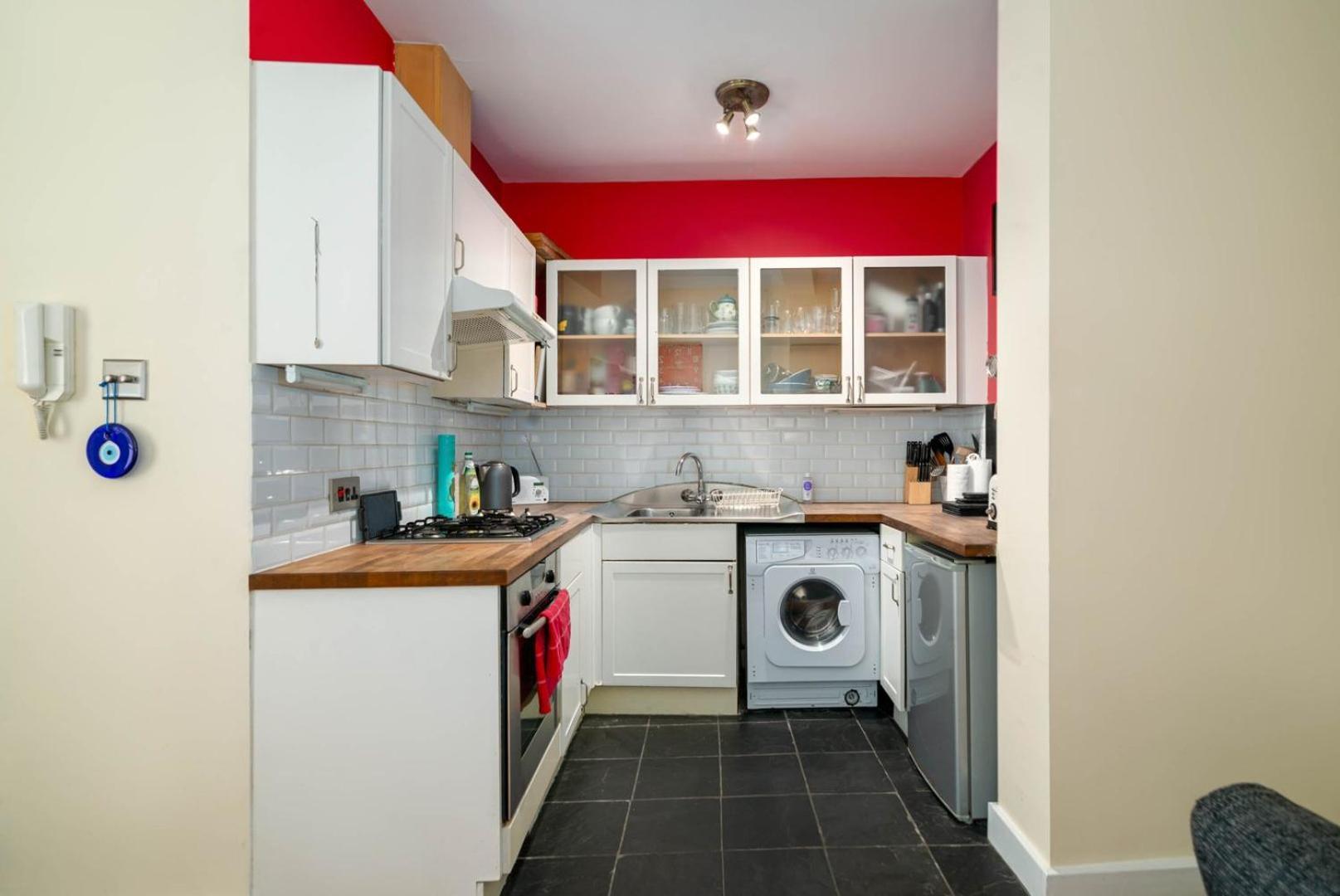 Guestready - Former Pub-Turned-One Bedroom Flat Londres Exterior foto